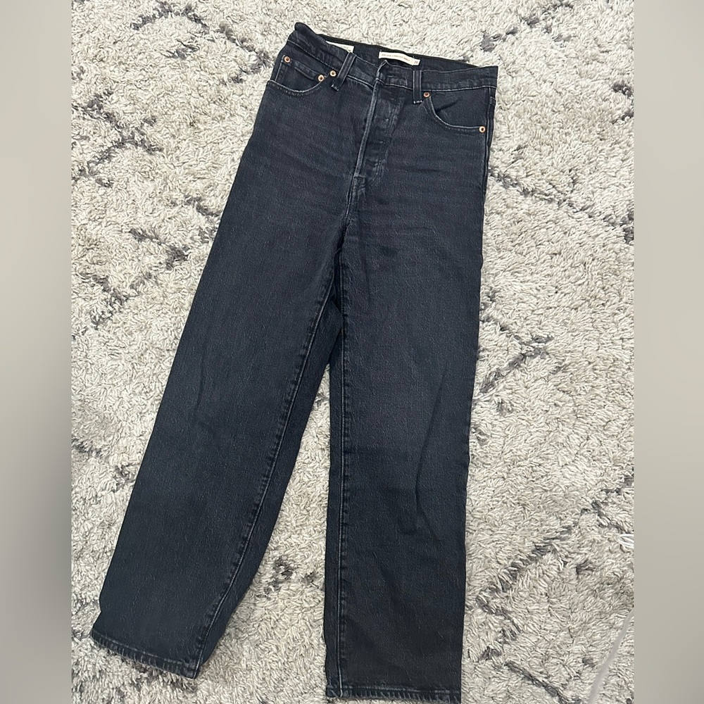 Levi’s RIBCAGE STRAIGHT ANKLE WOMEN'S JEANS in black